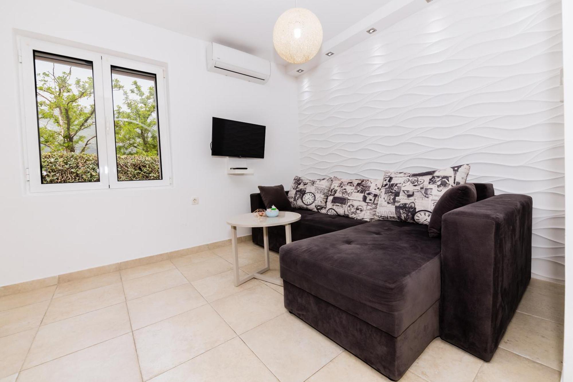 Apartment Paunovic *