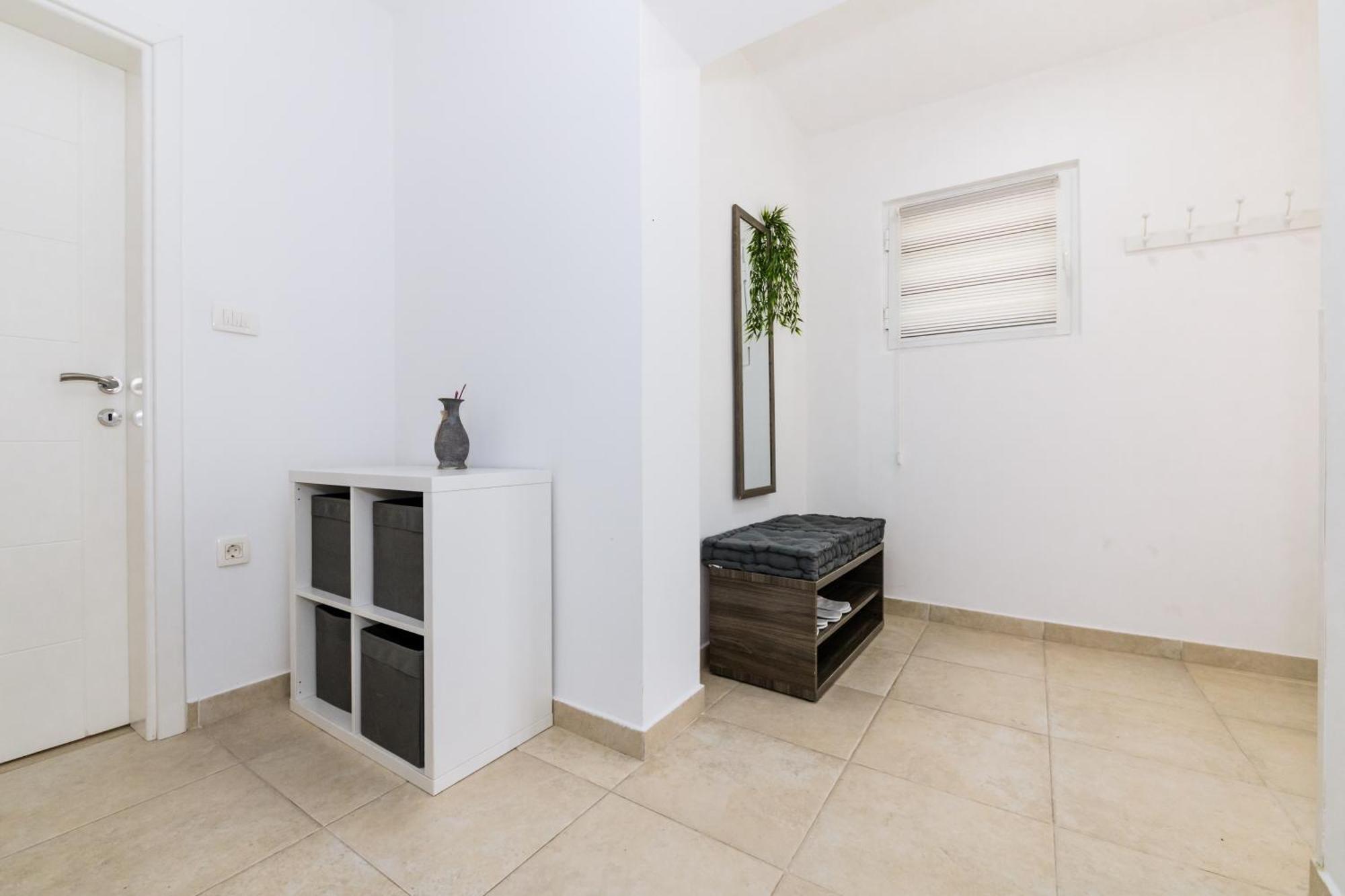 Apartment Paunovic *