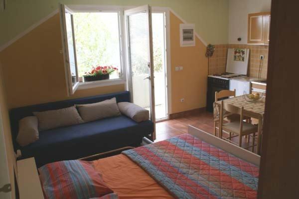 Paunovic Apartment
